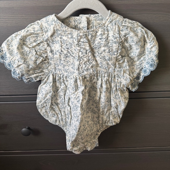 Rylee and Cru Kalea Romper - Picture 4 of 4